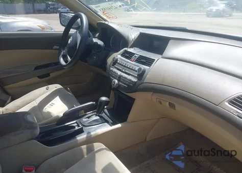 2008 Honda Accord 2.4 Lx-P из США, поврежденный, VIN 1HGCP264X8A153703